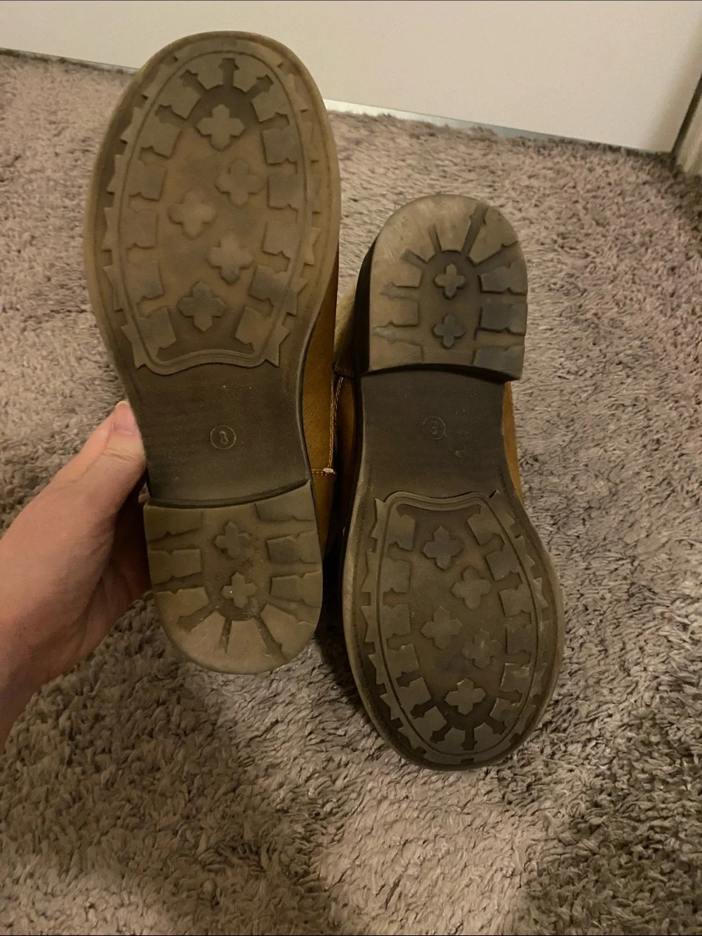4/$20 fur lined boots